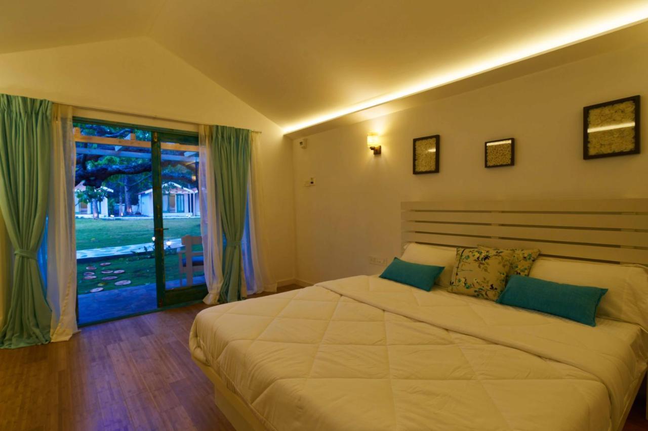 Blu Resorts Вагатор Екстериор снимка